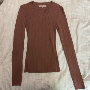 Women’s long sleeve top